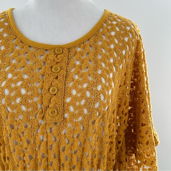 Love to love juniors sweater size M mustard, crochet flowy sleeves boho - Picture 2 of 11